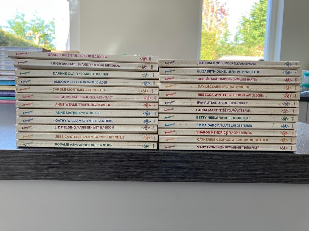 24X Harlequin Bouquet - oud, Ophalen of Verzenden, Gelezen, Amerika