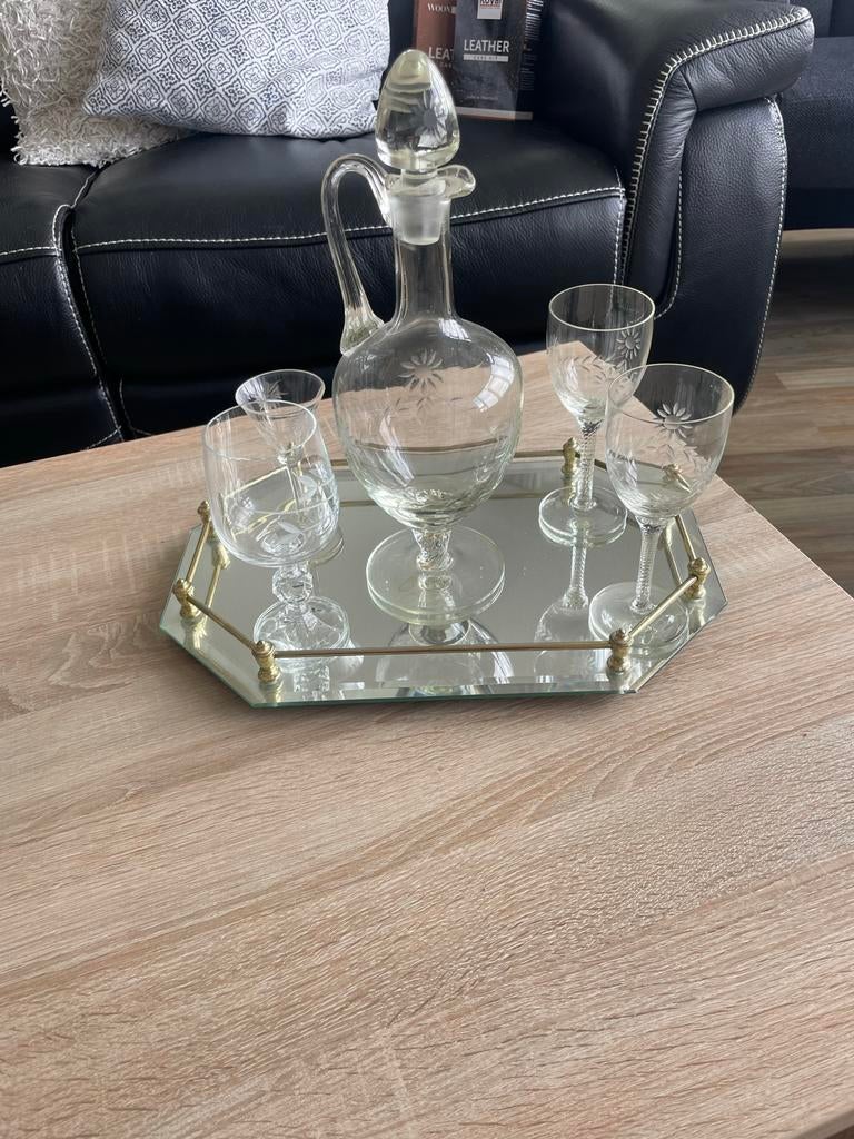 Karaf met glazen op dienblad, Ophalen of Verzenden