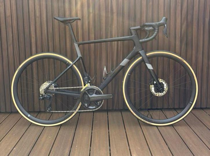Cannondale: SuperSix Evo carbon: maat 54 (1,70m - 1,80m), Ophalen, Zo goed als nieuw, 20 inch of meer
