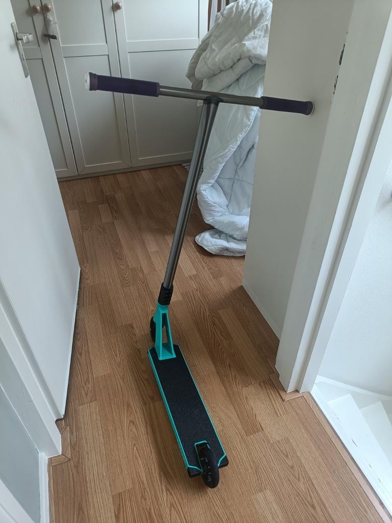 Custom build step, Fietsen en Brommers, Steps, Ophalen, Nieuw, Gewone step, Onbekend