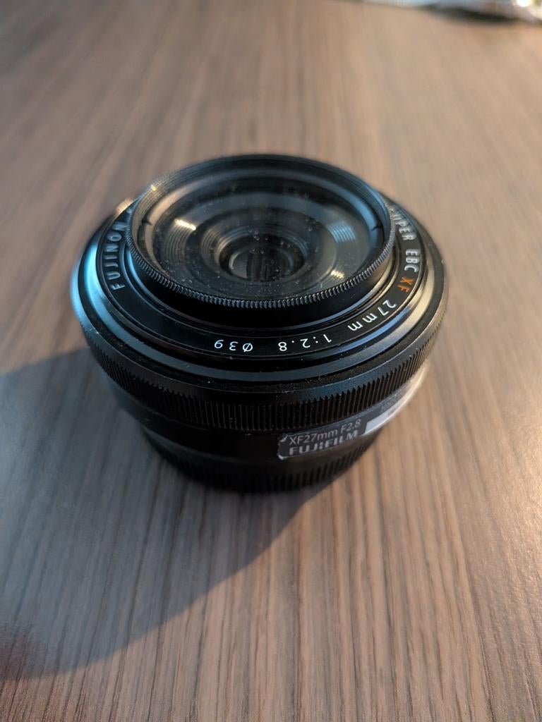 Fujifilm XF 27mm, Ophalen, Standaardlens