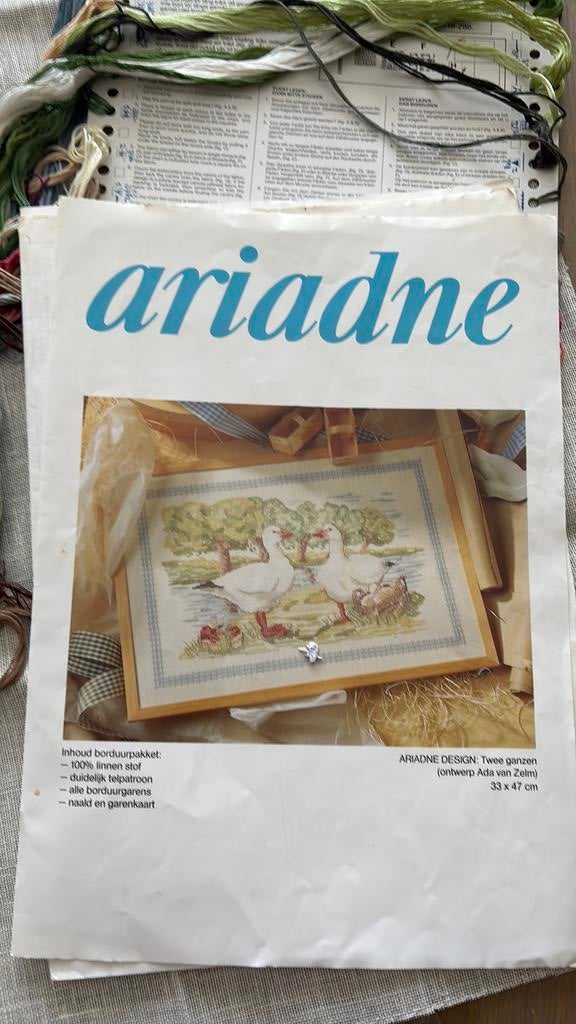 Ariadne borduur pakket twee ganzen, Ophalen of Verzenden, Zo goed als nieuw, Borduurpakket