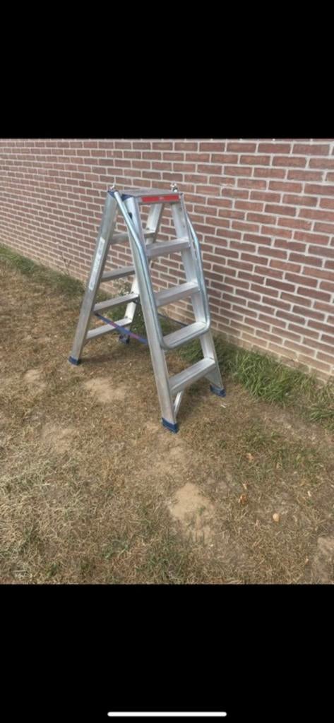 Altrex flaco trap zeer netjes, Ophalen, Zo goed als nieuw