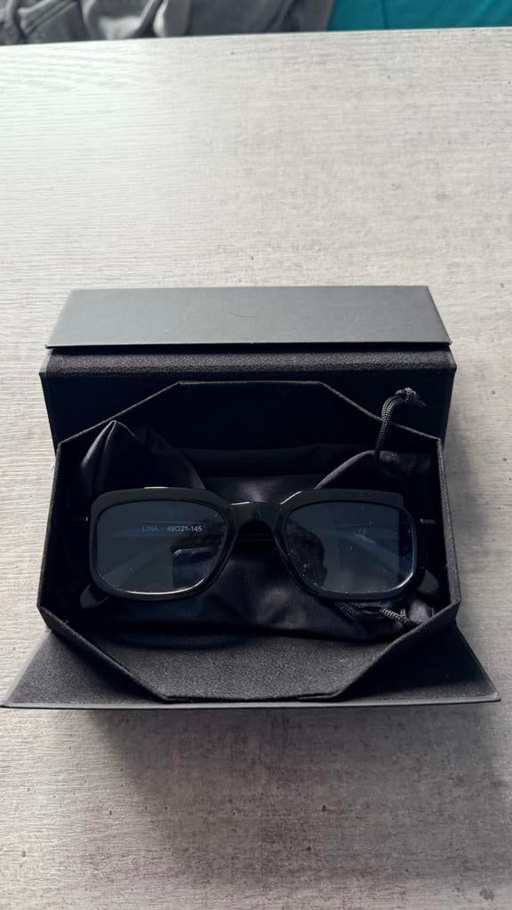 Equalite zonnebril, Ophalen of Verzenden, Zo goed als nieuw, Overige merken