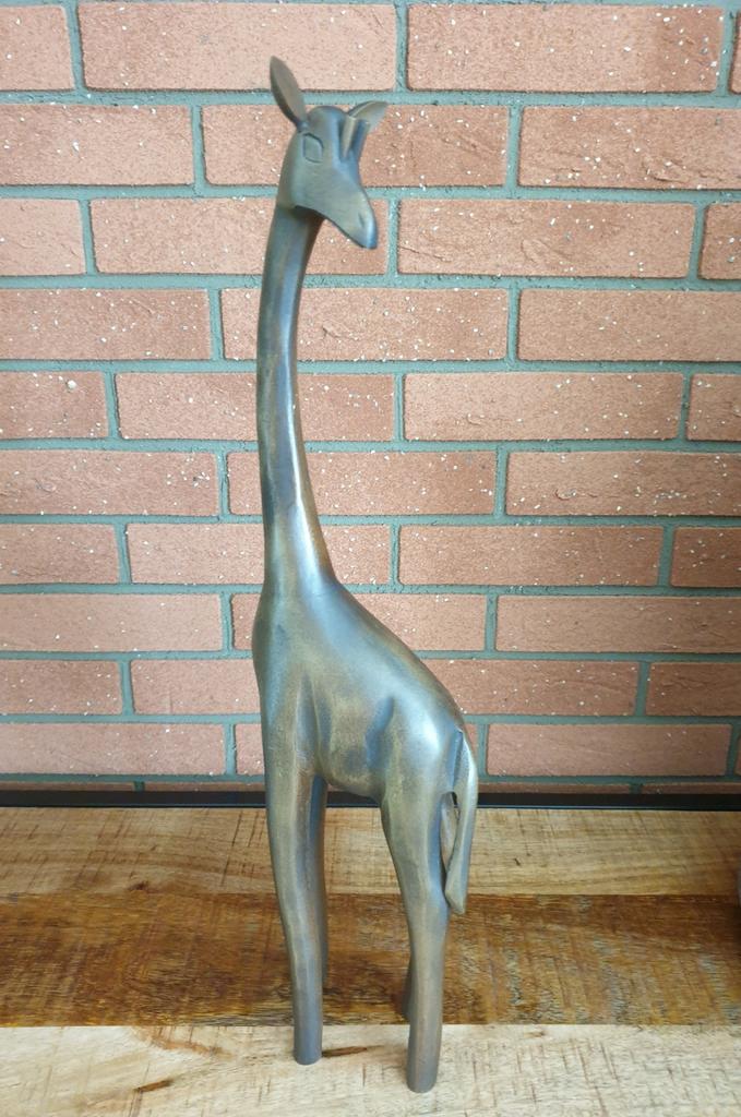 Houten giraffe bruin 49cm., Antiek en Kunst, Ophalen of Verzenden, 20 - 50 cm, Beeld, Hout