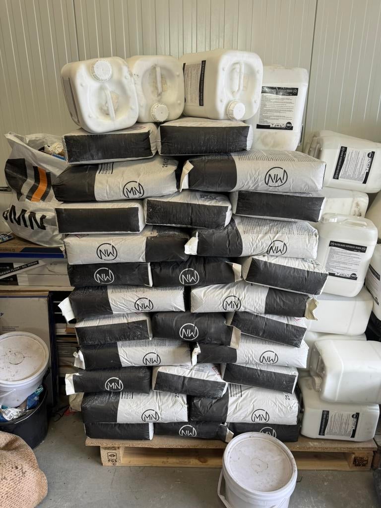 Egaline voor cement en anhydriet, Ophalen, 30 cm of meer, 50 tot 150 cm, 10 m² of meer