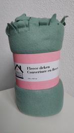 Fleecedeken groen Villa Volance 130x160cm leuke ruches NIEUW, Ophalen of Verzenden, Nieuw