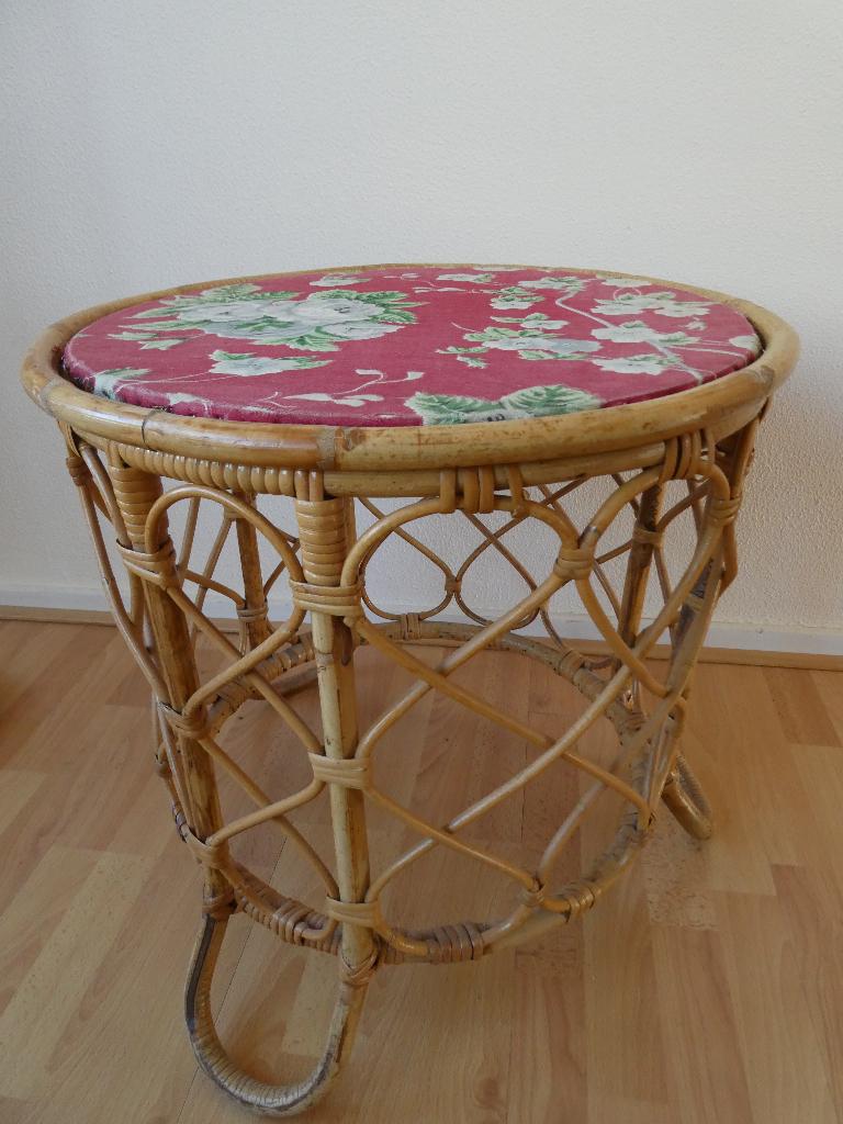 Rotan tafeltje, Overige materialen, Minder dan 55 cm, Gebruikt, Rond