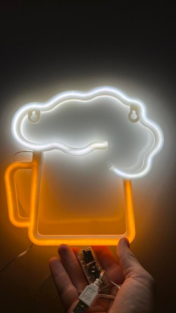 Leuk Neon Bier Lampje. Ongeveer 20cm. Batterij of Usb, Ophalen of Verzenden, Zo goed als nieuw