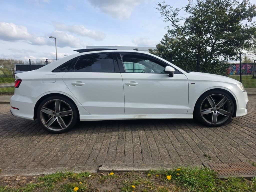Audi A3 2016 Wit, Auto's, Wit, Particulier, Sedan, A3