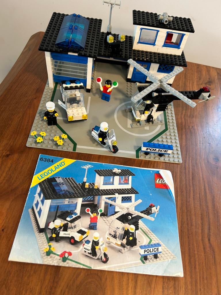 Lego Legoland 6384 Politiebureau met helikopter en auto, City, Lego, Ophalen of Verzenden, Zo goed als nieuw