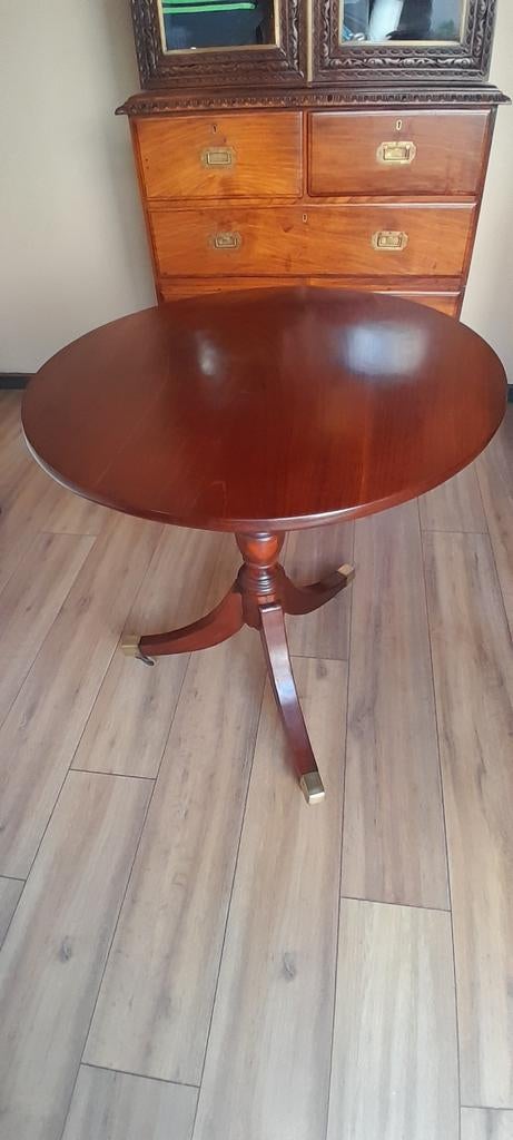 Engels  mahonie gueridon rond 1800, Ophalen