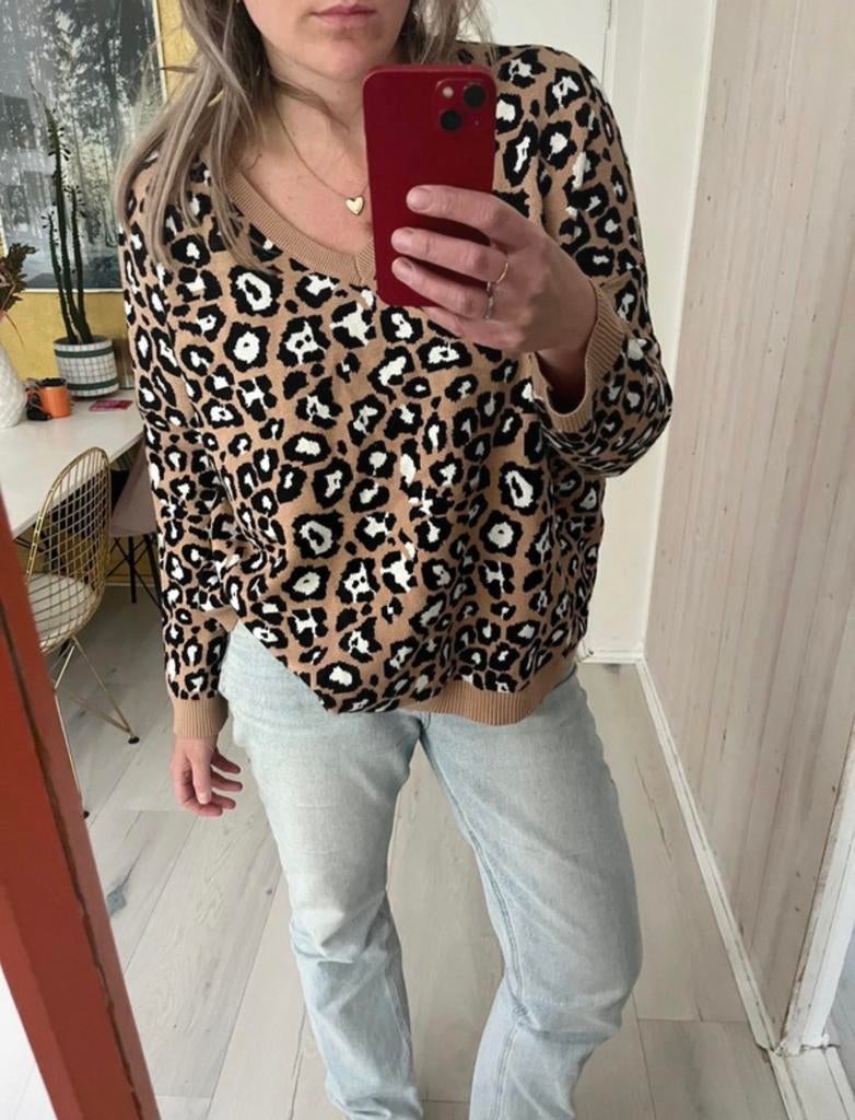 Nieuwe Kilky Trui met Panterprint - Maat Universeel, Ophalen of Verzenden, Nieuw, Maat 38/40 (M), Bruin