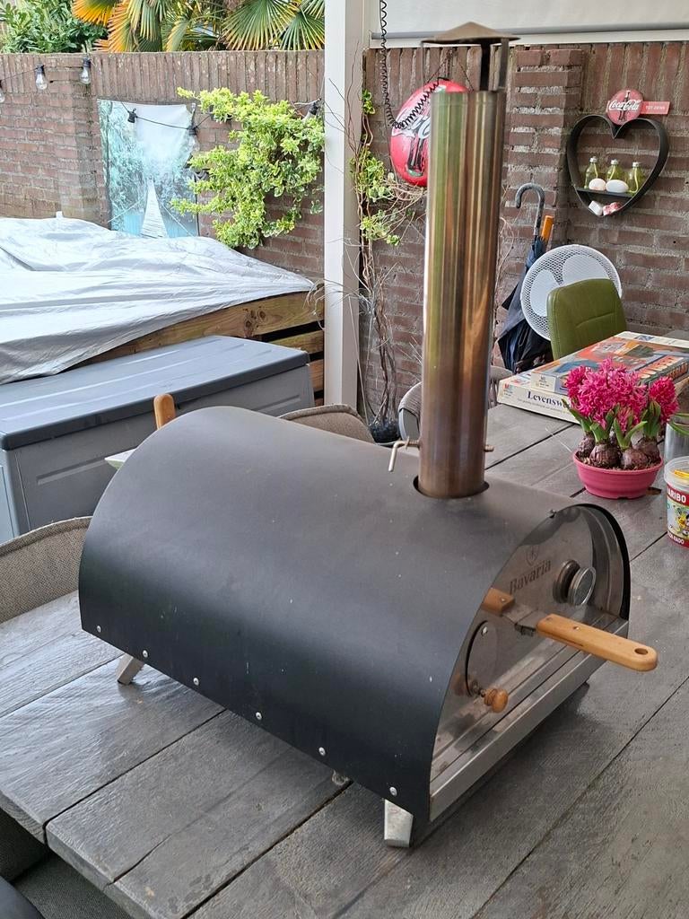 Bavaria Pizzaoven - Perfect om buiten pizza te bakken !, Ophalen, Gebruikt, Bavaria