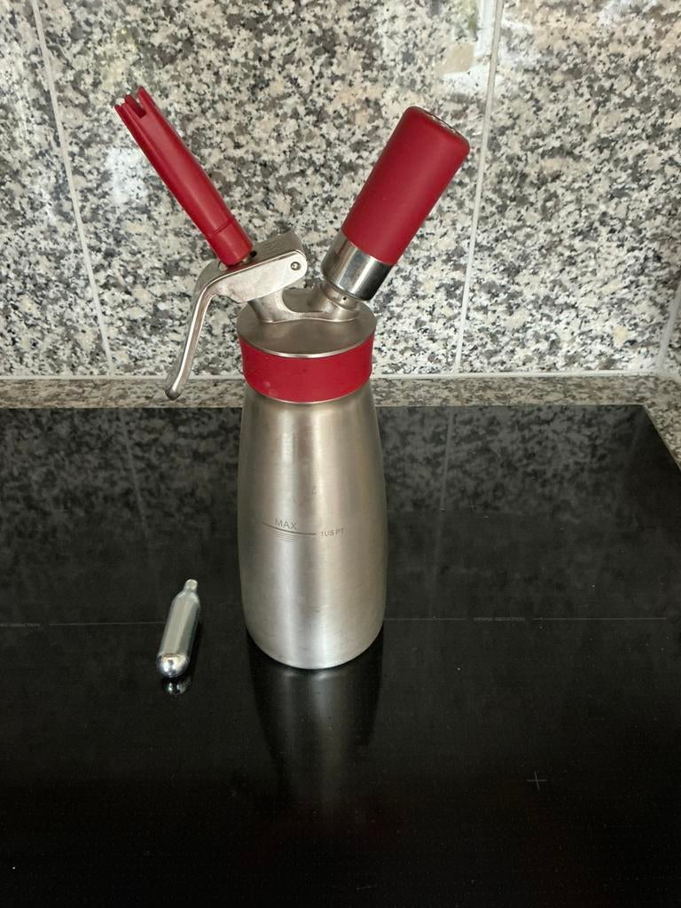 Isi slagroomspuit, Ophalen of Verzenden, Zo goed als nieuw