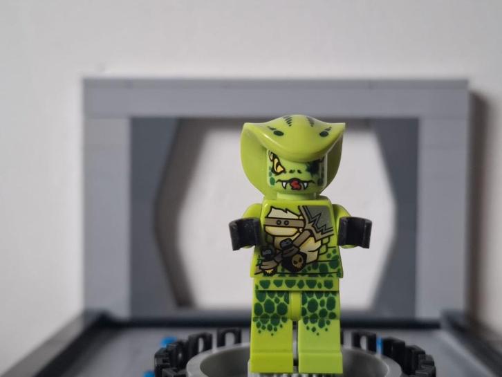 LEGO Ninjago - minifiguur - njo0497 - Lasha, Kinderen en Baby's, Speelgoed | Duplo en Lego, Zo goed als nieuw, Lego, Minifiguur