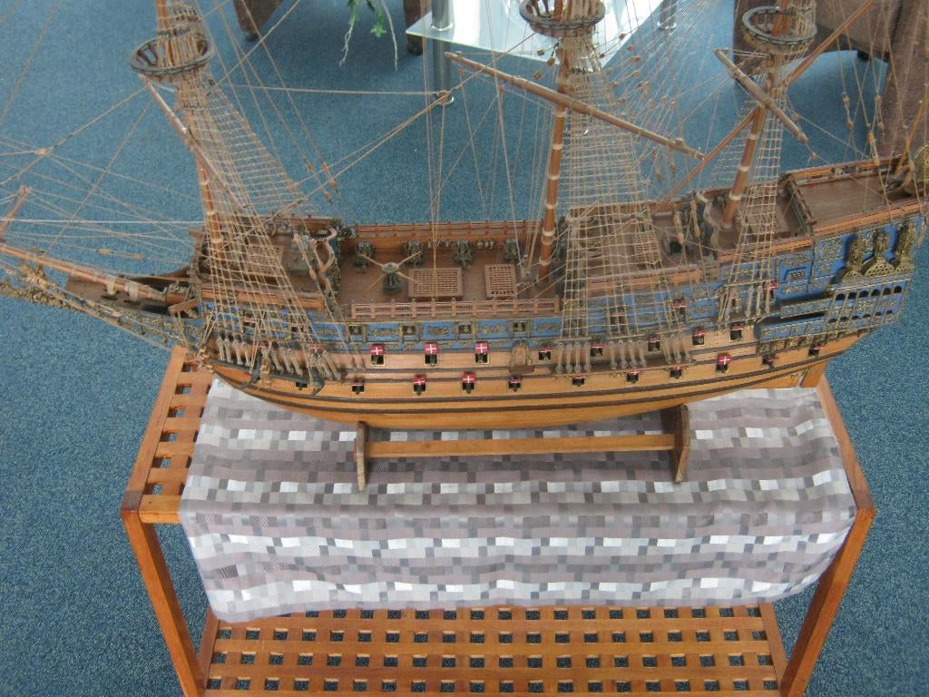 Scheepsmodel-Modelschip. SOVEREIGN OF THE SEAS., Ophalen, Gebruikt