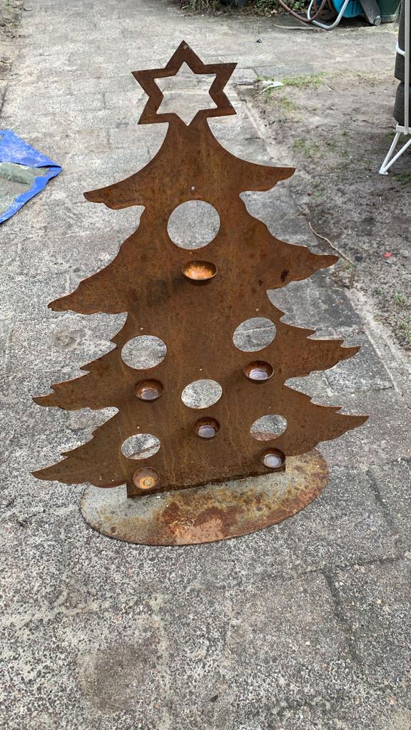 Kerstboom van metaal met waxinelichthouders, Ophalen, Gebruikt