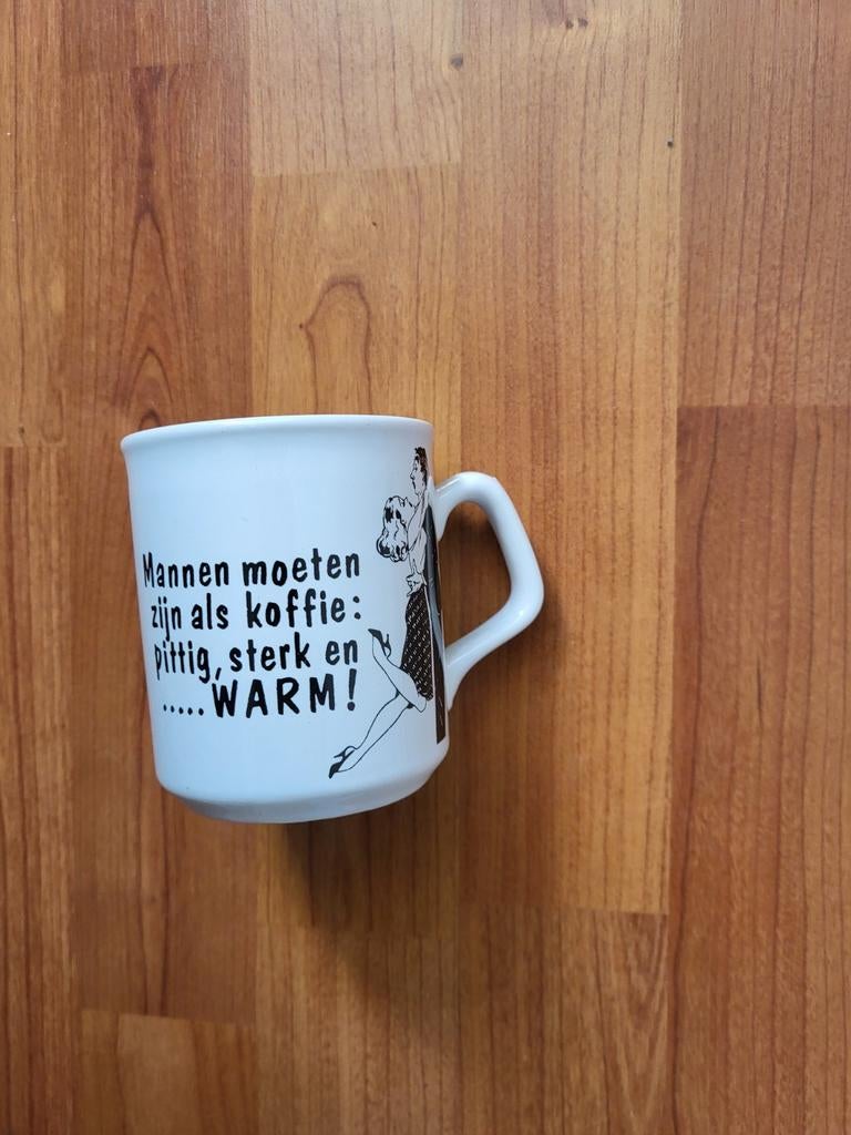 TE KOOP BEKER MET TEKST, Ophalen of Verzenden, Overige stijlen, Kop(pen) en/of Schotel(s)