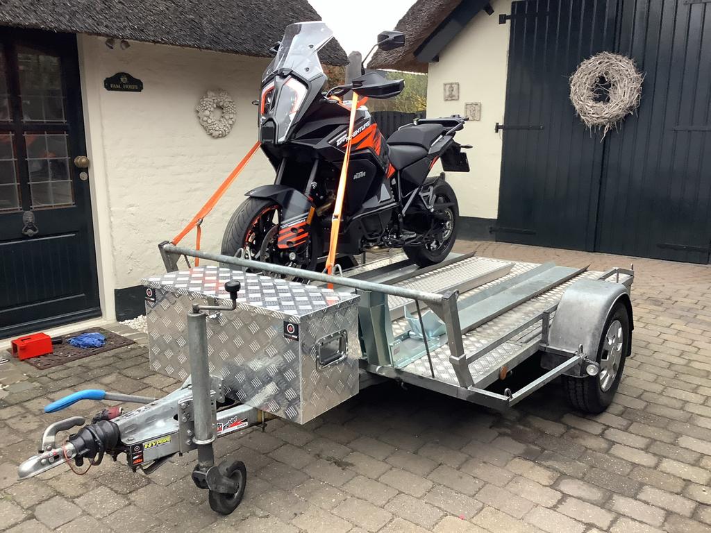 MOTORAAHANGER/TRAILER te huur GEREMD, Ophalen of Verzenden, Gebruikt