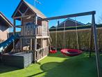 Houten Speelhuis met Schommel en Glijbaan, Kinderen en Baby's, Speelgoed | Buiten | Speelhuisjes, Ophalen of Verzenden, Gebruikt