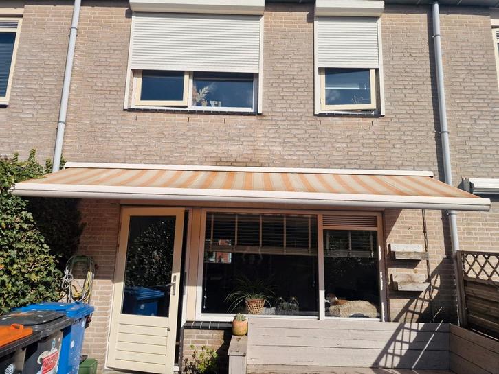 Elektrisch zonnescherm te koop  5 meter, Tuin en Terras, Zonneschermen, Gebruikt, Knikarmscherm, 150 tot 300 cm, Elektrisch, Ophalen of Verzenden