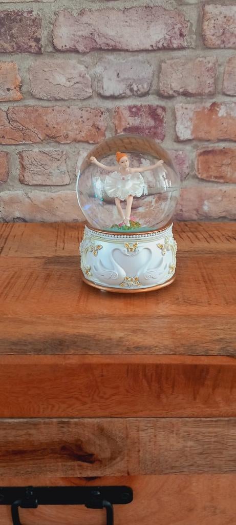 Ballerina Sneeuwbal Muziekdoos♥️SALE VERKOOP♥️, Verzamelen, Ophalen of Verzenden, Nieuw, Overige typen