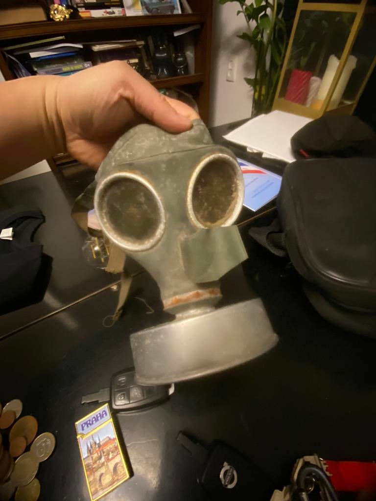 Ww2 volks gasmasker gas masker verzamlaar, Ophalen of Verzenden, Overige typen