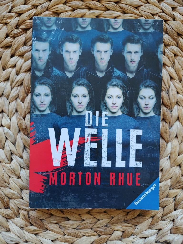Morton Rhue - Die Welle, Ophalen of Verzenden