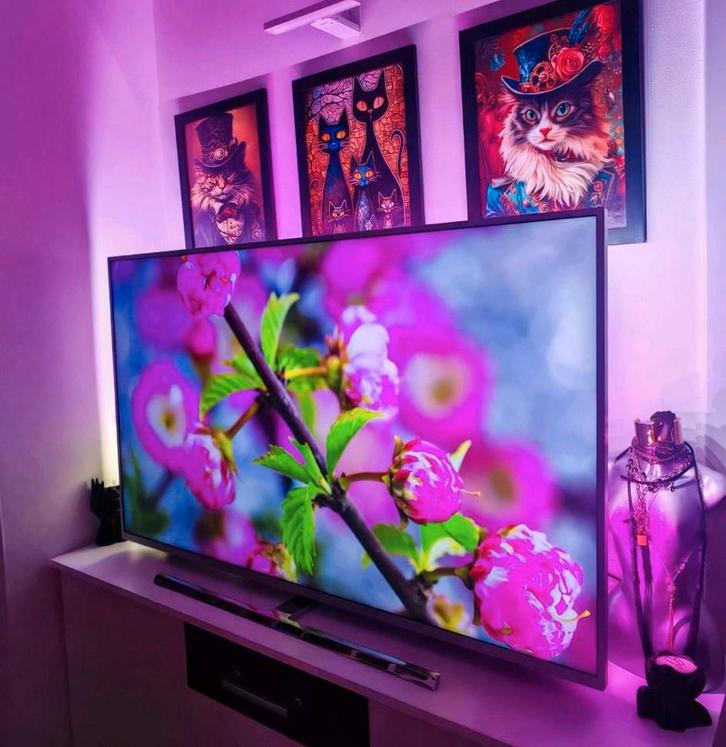 Philips 4K 3zijdige luxe Ambilight 140cm-55inch UHD LED, Audio, Tv en Foto, Televisies, Zo goed als nieuw, LED, 100 cm of meer