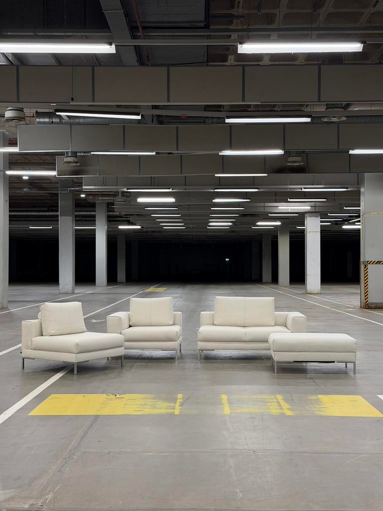 Design on Stock Aikon Lounge | NIEUWSTAAT + Garantie, 250 tot 300 cm, Overige materialen, Hoekbank, Ophalen of Verzenden