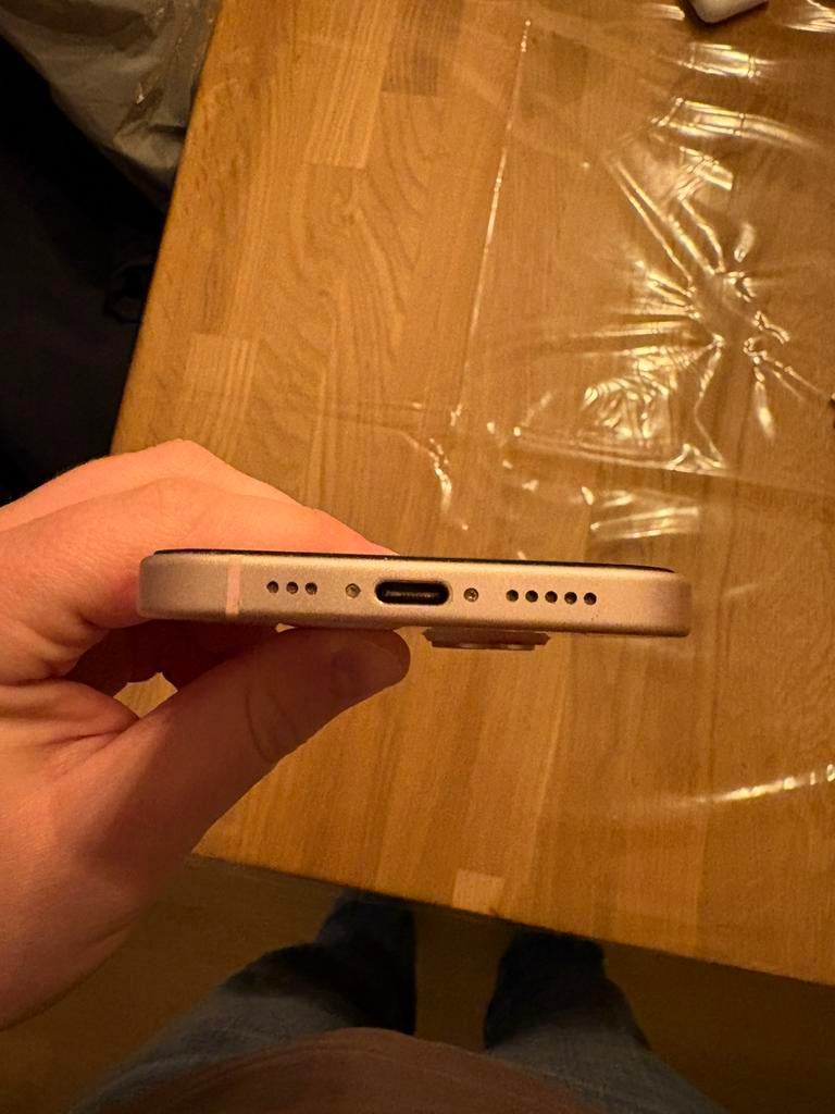 Iphone 15 128GB rosé, 128 GB, IPhone 15, Zwart, Ophalen of Verzenden