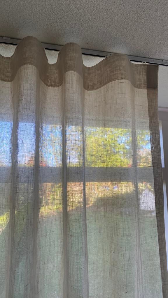 Nieuw binnen inbetween wave zand 6 meter breed 238 hoog, Huis en Inrichting, Stoffering | Gordijnen en Lamellen, 200 cm of meer