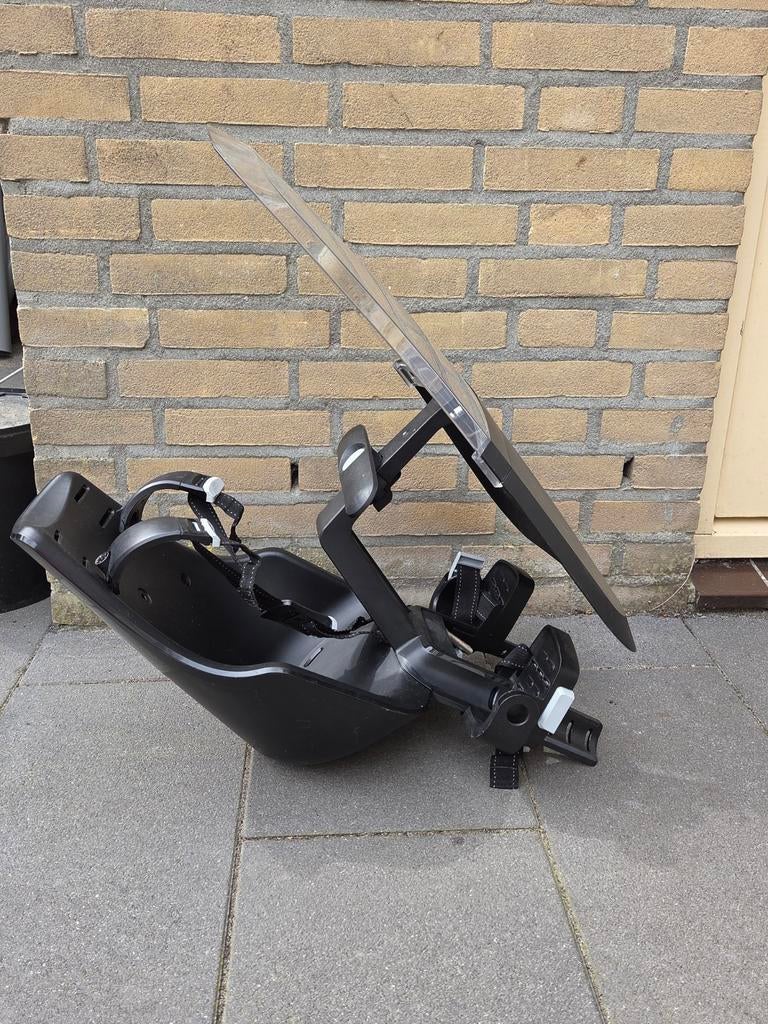 Bobike voorzitje met windscherm, Fietsen en Brommers, Fietsaccessoires | Fietsstoeltjes, Ophalen, Voetsteuntjes, Zo goed als nieuw