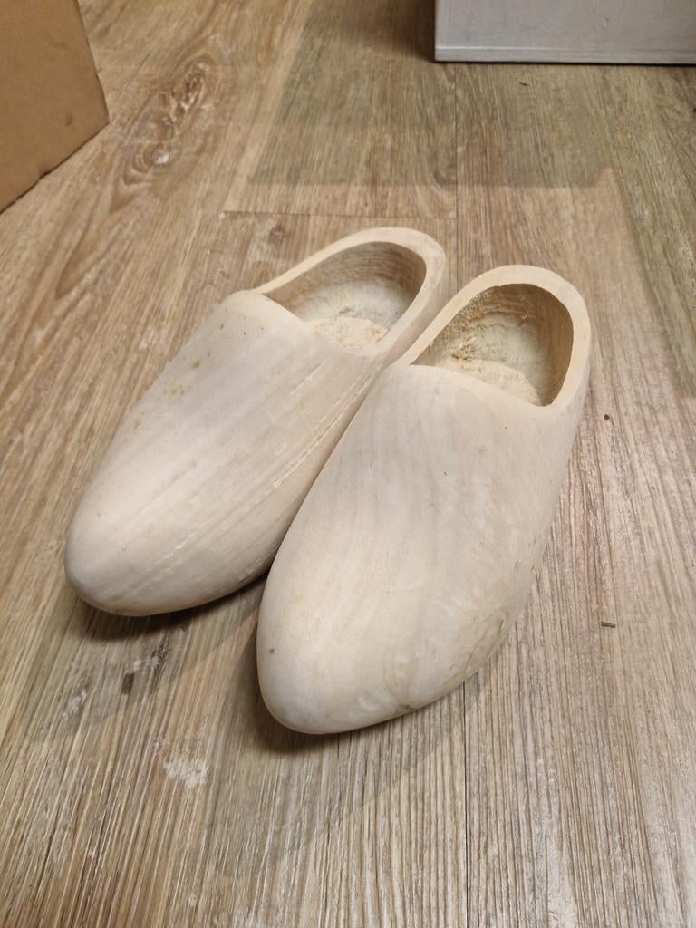 Decoratie klompen, Ophalen