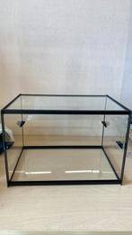 Vitrine kastje, Ophalen, Gebruikt