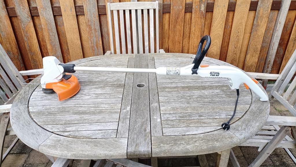 Stihl FSE 52 elektrische grastrimmer/kantensnijder, Ophalen, Stihl, Gebruikt, 30 tot 50 cm