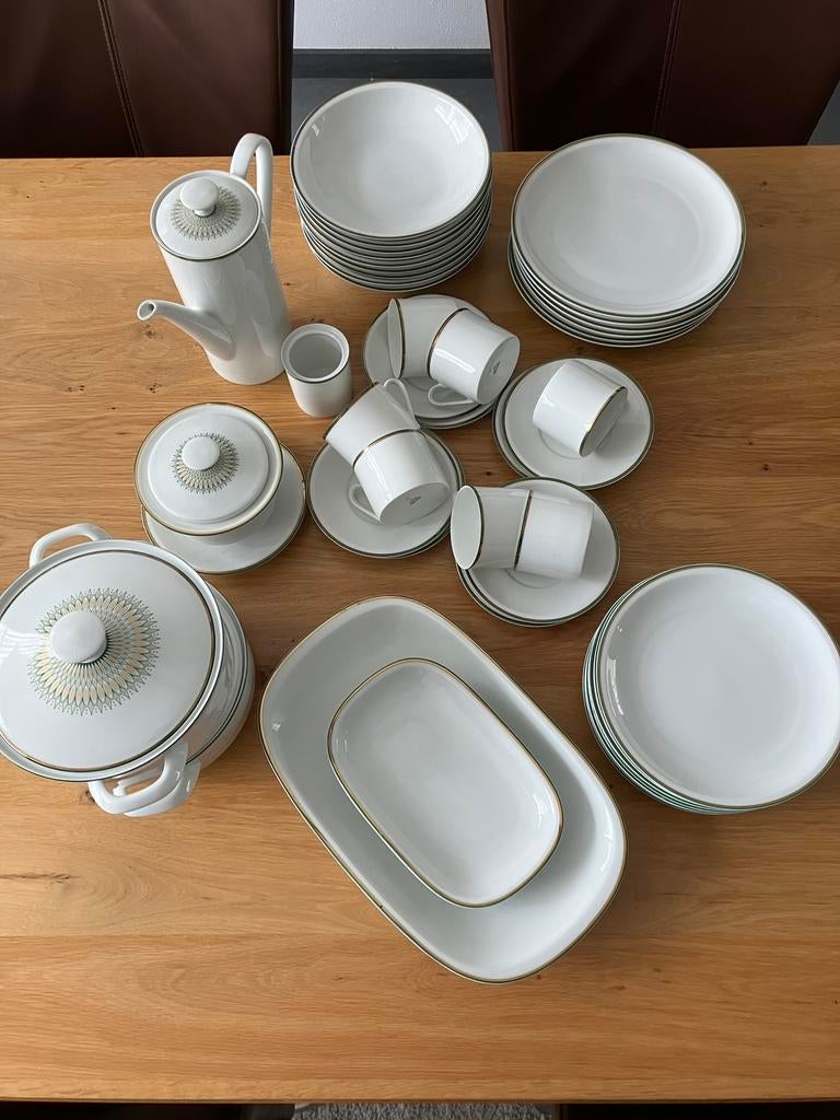 Eetservies, Ophalen, Zo goed als nieuw, Effen, Porselein