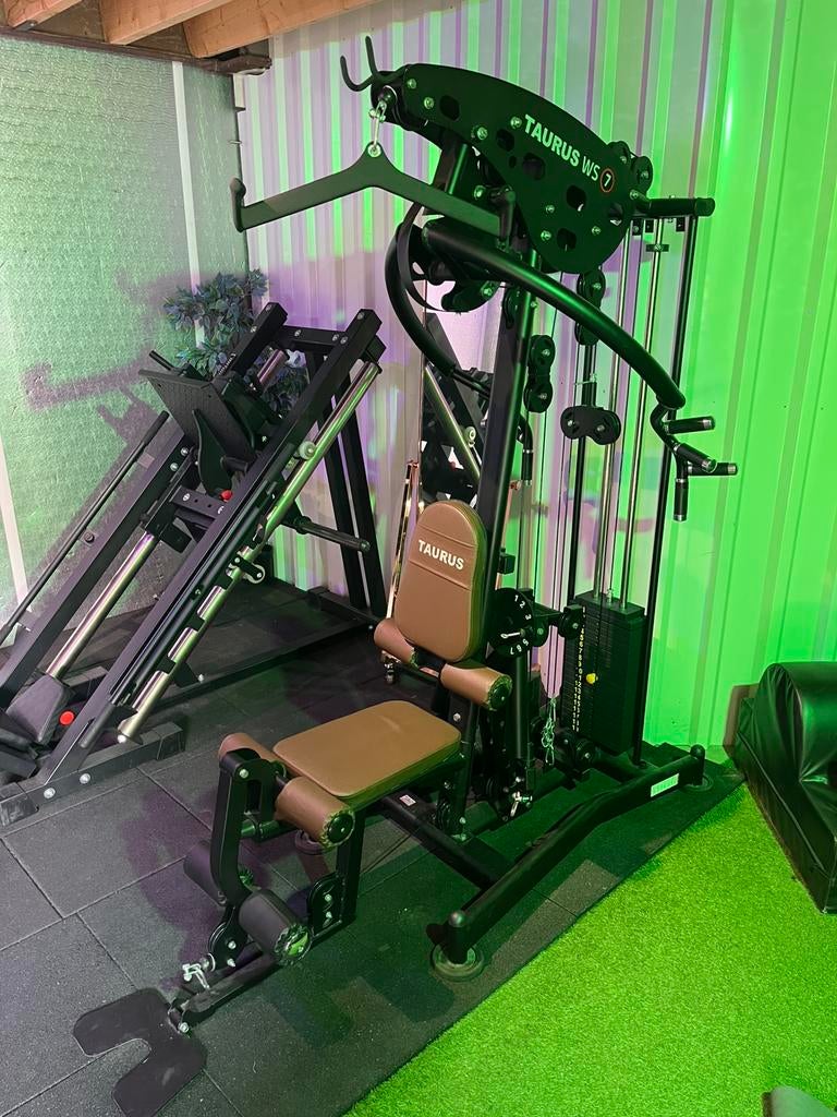 Taurus WS7 multifunctioneel krachtstation, Ophalen, Zo goed als nieuw, Benen, Krachtstation