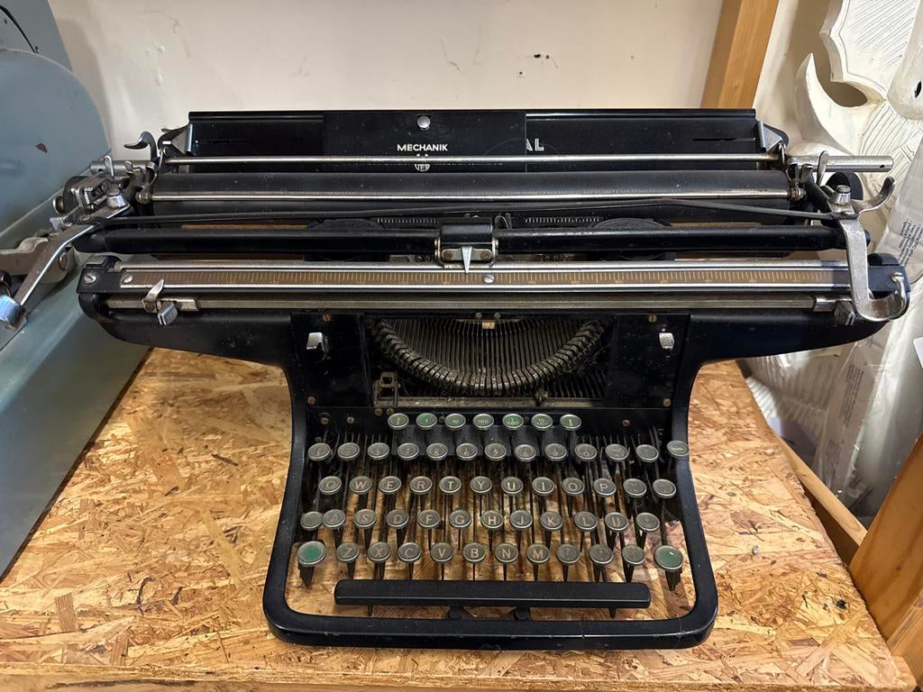 Typemachine vintage., Ophalen