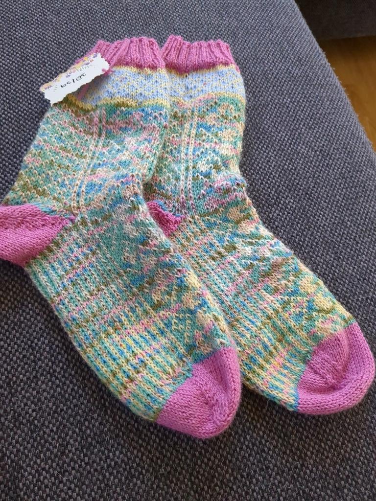 Handgebreide sokken maat 38-39, kleurrijk en warm, Kleding | Dames, Sokken en Kousen, Sokken en Kniesokken, Overige kleuren, Maat 35 t/m 38