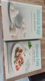 2 Donna Hay kookboeken: Nieuwe Klassiekers & Simple Dinners, Boeken, Kookboeken, Ophalen, Zo goed als nieuw, Donna Hay