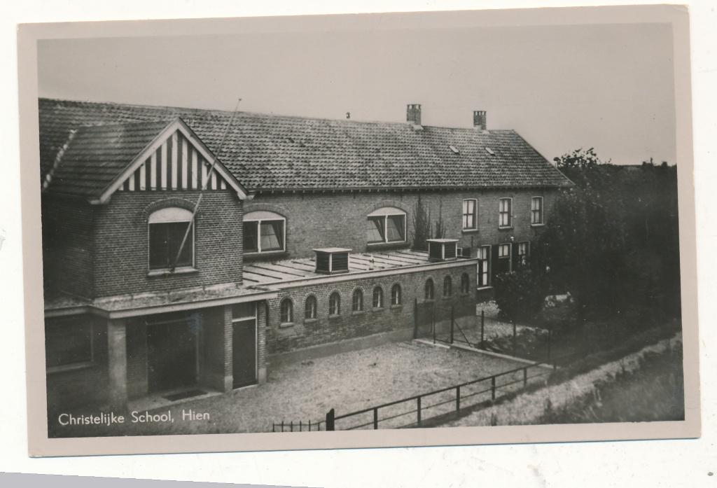 9609 Christelijke School Hien, Ophalen of Verzenden, 1940 tot 1960, Gelderland