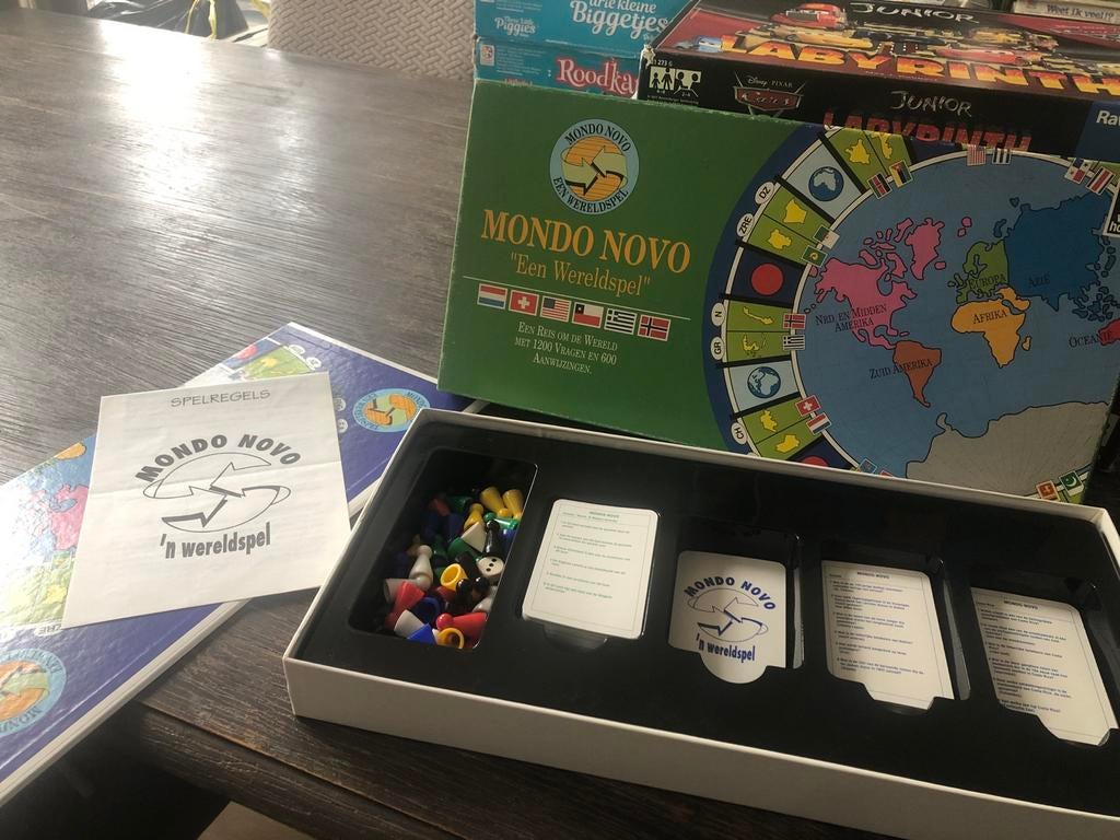 Mondo Novo Een Wereldspel, Hobby en Vrije tijd, Ophalen of Verzenden, Gebruikt