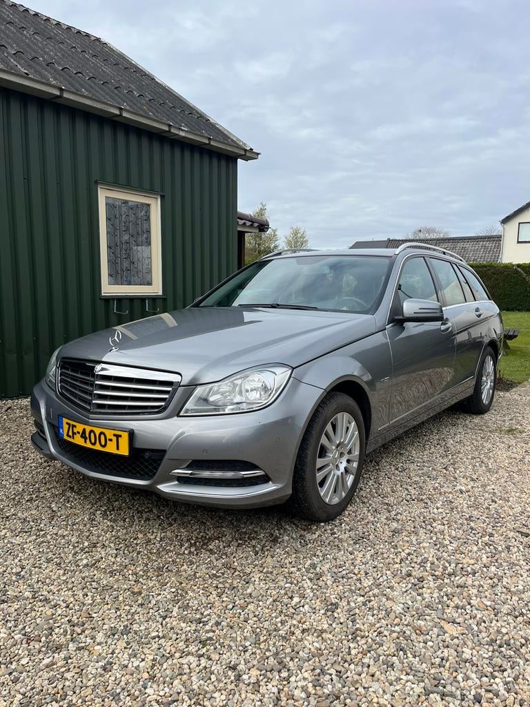 Mercedes-Benz C-Klasse 1.8 C180 CGI Estate AUT 2011 Grijs, Auto's, Mercedes-Benz, Automaat, 1800 kg, 1796 cc, Stationwagon