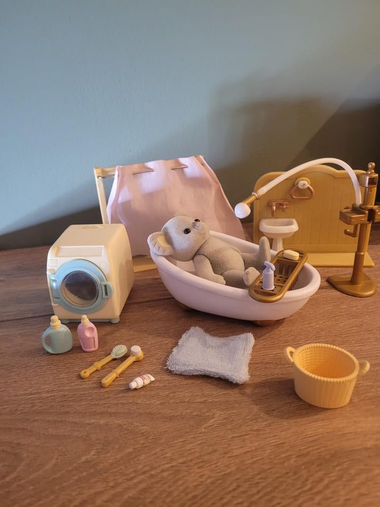 Sylvanian Family badkamer items, Ophalen