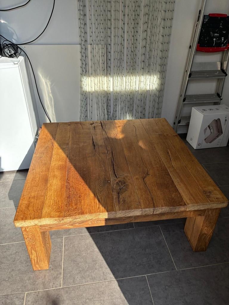 Robuuste salontafel 100x100 cm - massief hout, Huis en Inrichting, Tafels | Salontafels, Ophalen, Gebruikt, 50 tot 100 cm, Vierkant