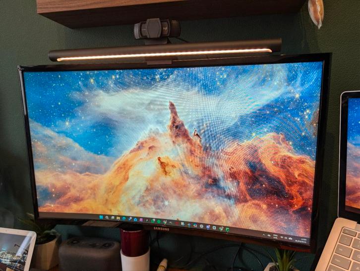 Samsung Curved Monitor met Muurbeugel, Computers en Software, Monitoren, Gebruikt, Curved, Ophalen