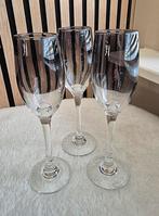3 Champagneglazen kelk is rookglas, Verzamelen, Glas en Borrelglaasjes, Ophalen of Verzenden, Zo goed als nieuw, Overige typen