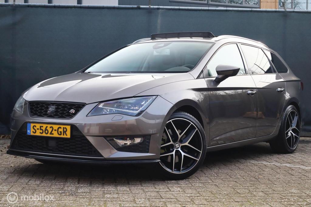 Seat Leon ST 1.8 TSI DSG FR | pano | adaptive | trekhaak, Auto's, Seat, 1272 kg, Gebruikt, 4 cilinders, Bluetooth